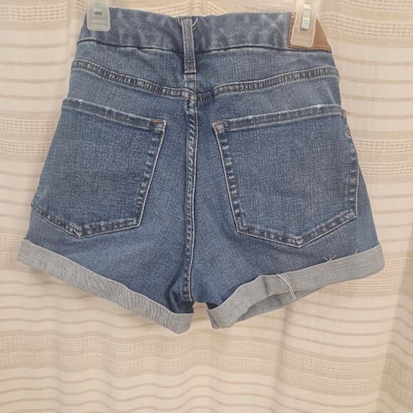 Shorts - Picture 1 of 1